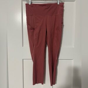 Lululemon Fast and Free High Rise Crop 21" Elite Size 8
Cherry Tint